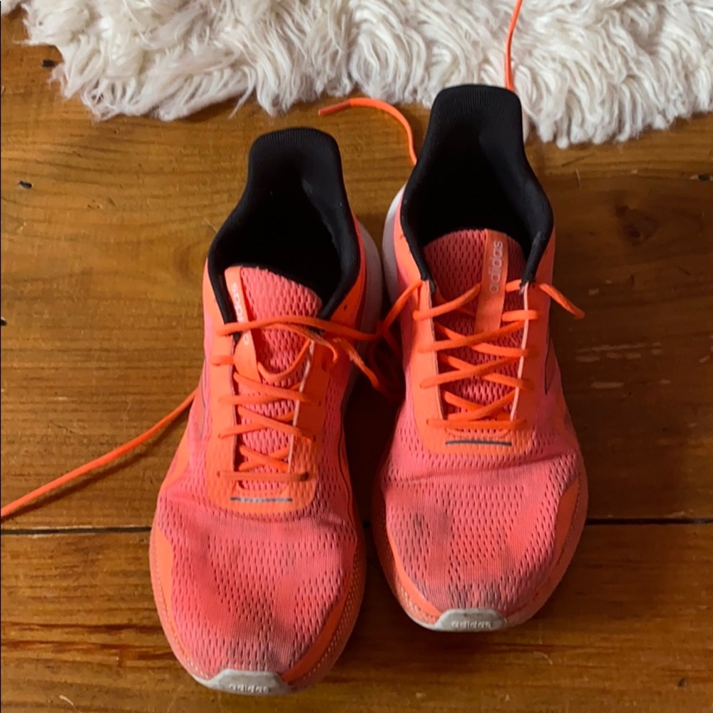 Coral addidas sneakers